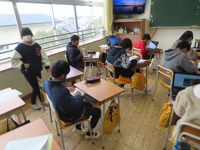 6^1学活 (2).jpg