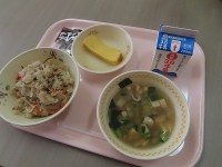 今日の給食.jpg