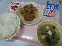 今日の給食 (1).jpg