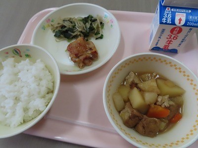 今日の給食.jpg