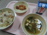 今日の給食.jpg