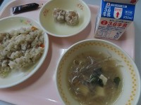 今日の給食.jpg