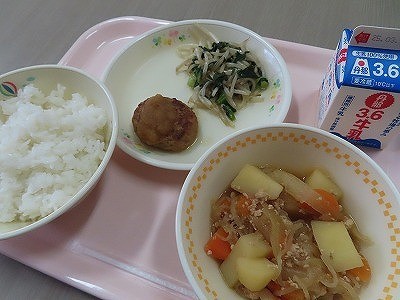 今日の給食 (1).jpg