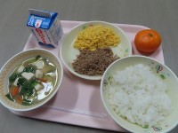 今日の給食.jpg