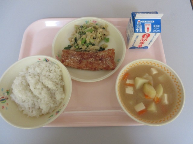 0510給食.JPG