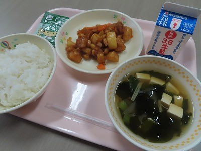 今日の給食.jpg