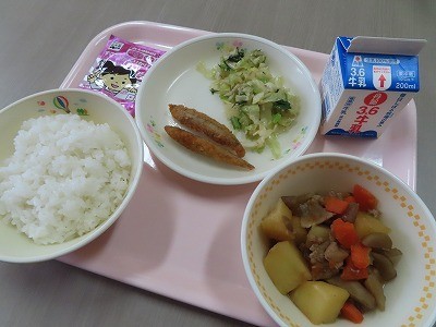 今日の給食.jpg