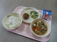 今日の給食 (1).jpg