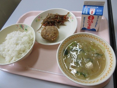 給食.jpg