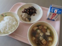 今日の給食.jpg