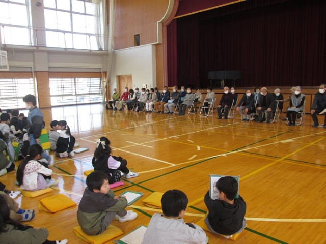 沼津市立金岡小学校 学校日記 2月14日（水）3年生昔のくらし・遊び体験教室