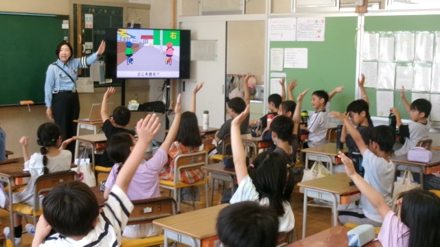 自転車に乗るときのルールを詳しく聞きました。
